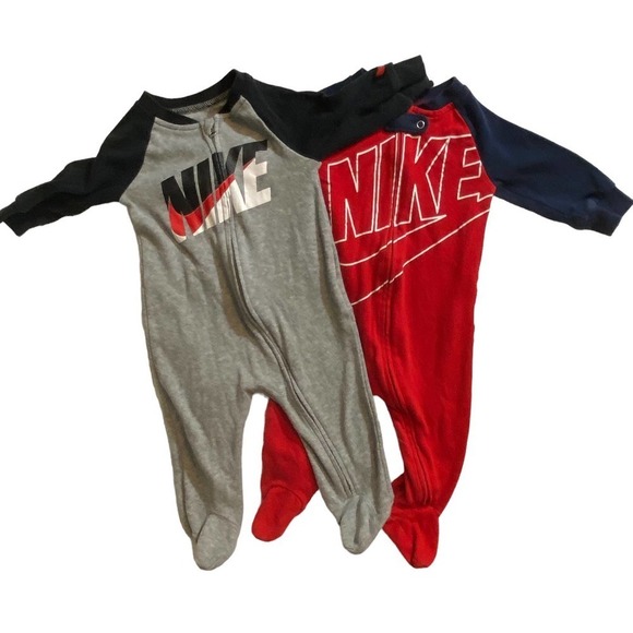 Nike lot (2) one piece footed 6 mos Preowned nike logo - Picture 8 of 12